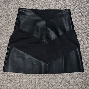 DESIGN LAB Leather & Suede Skirt
